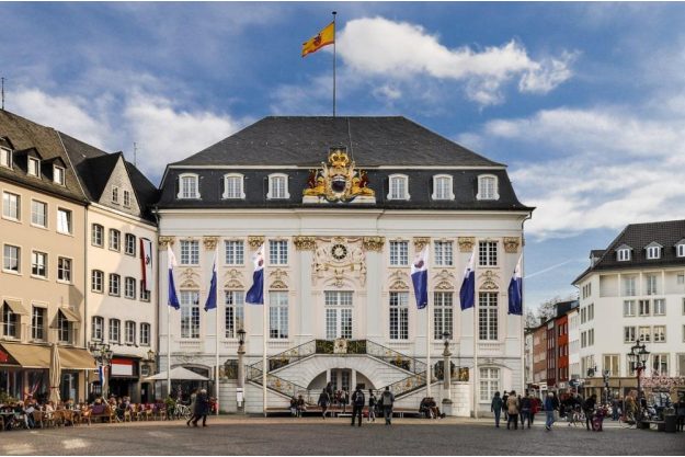 Kulinarische Stadtführung Bonn: Rathaus am Marktplatz