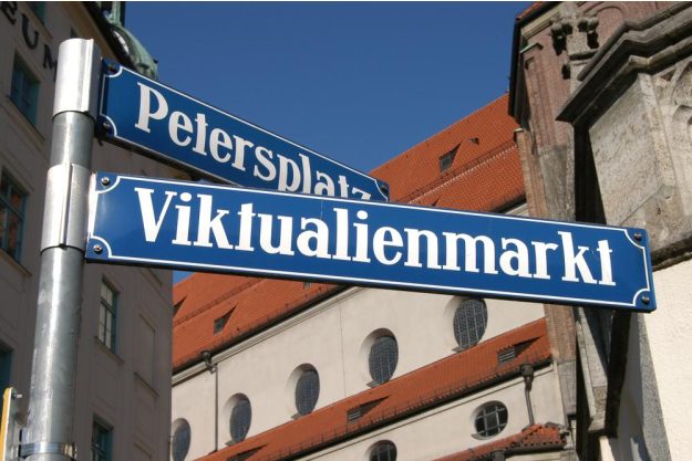 Kulinarische Stadtführung München – Straßenschild