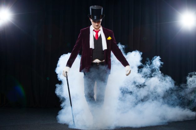 Magicdinner-Muenchen-Auftritt-Magier