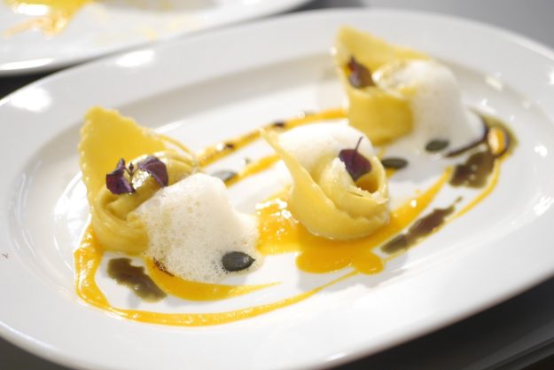 Pasta-Kochkurs München – frische Tortellini auf Teller