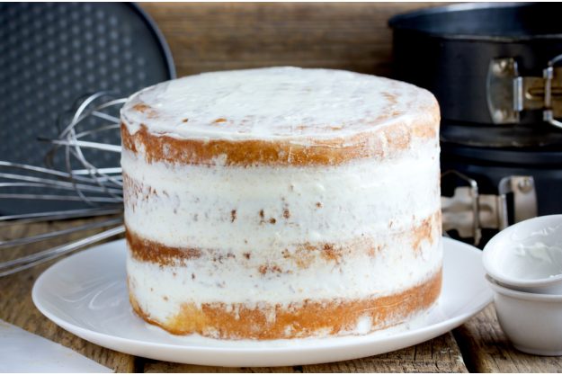 Torten-Kurs Frankfurt – Naked Cake bereit zum dekorieren