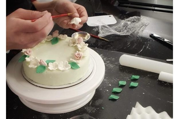 Tortenkurs Mannheim – Blüten aus Fondant