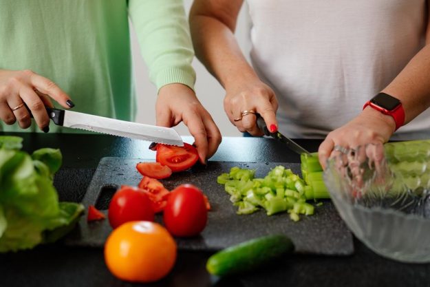 Vegetarischer Kochkurs München – Gemüse schneiden