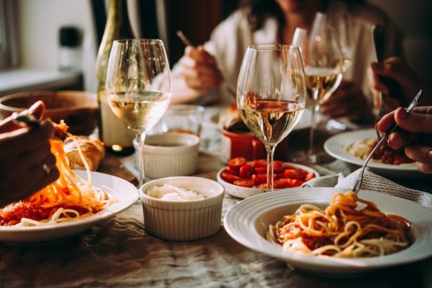 Weinprobe München: Pasta und Wein genießen