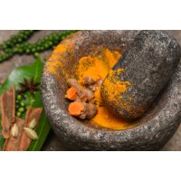 Ayurveda-Kochkurs Bad Vilbel – Gewürze mörsern