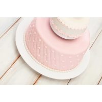 Tortendekoration Dormagen – Torte mit Fondant belegen