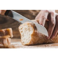 Backkurs in Hamburg – Weissbrot schneiden