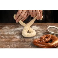 Backkurs München – Breze formen