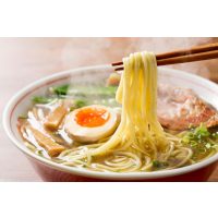 Ramen-Kochkurs Berlin – Ramen mit Stäbchen