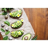 Saisonaler Kochkurs Köln – Avocado Brot mit Wachtelei