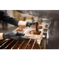 Schokoladen-Tasting Bonn – Tafeln gießen