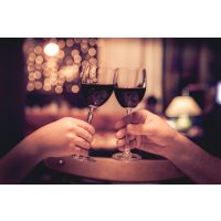 Weihnachtsfeier in Bad Nauheim – mit Wein anstoßen