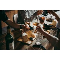 Wein-Tasting-Muenchen Weine und Snacks