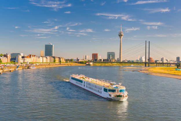 kulinarische Stadtführung Düsseldorf – Schiff Rhein