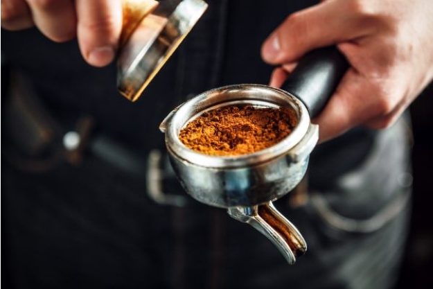 Barista Online Kurs Latte Art richtig tampern