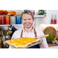 Online Kochkurs – Julian backt Flammkuchen