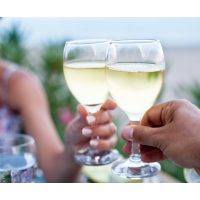 Teambuilding-Grillkurs Nürnberg frischer Weißwein